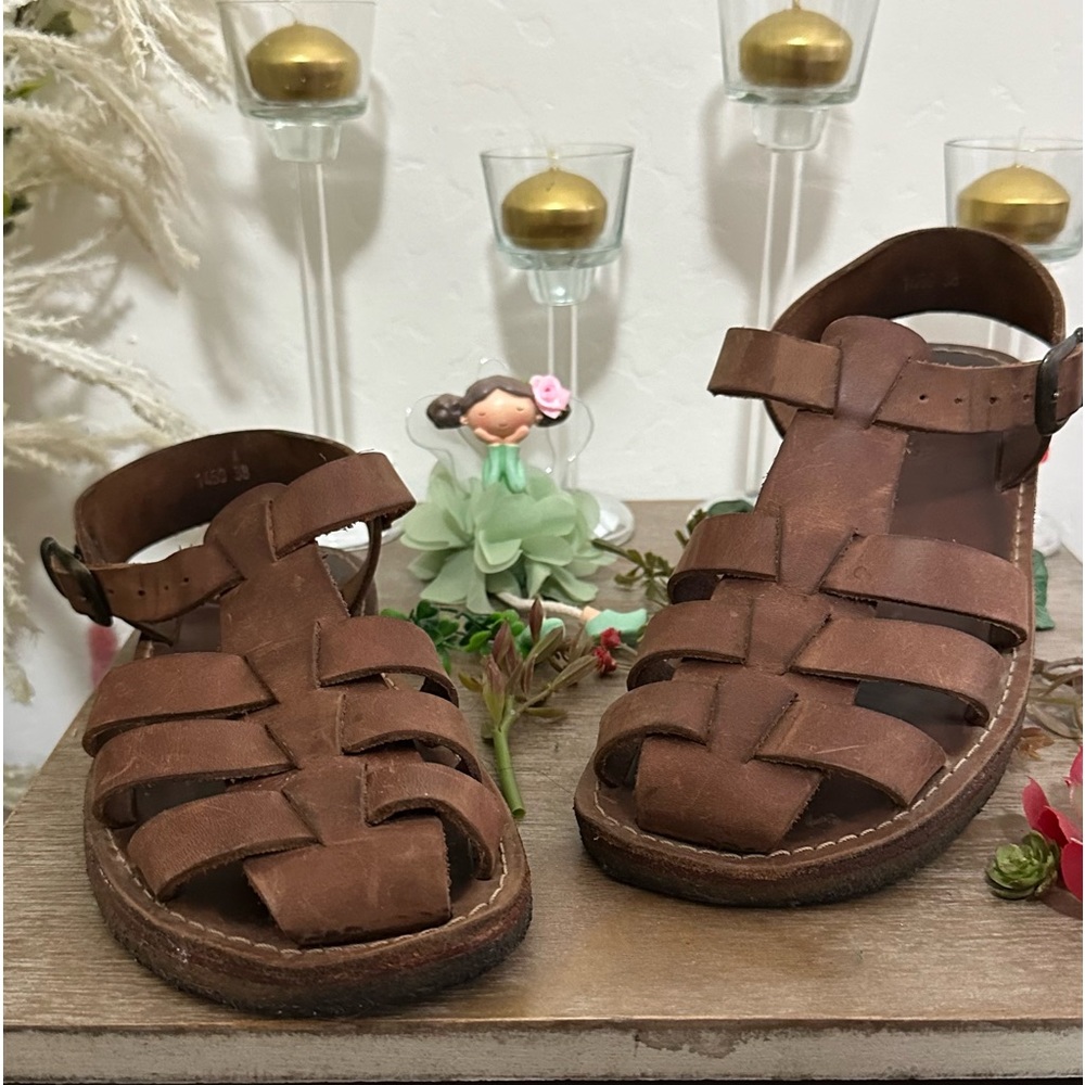 SOLD duck feet 38 brown sandals great condition worn twice only runs small